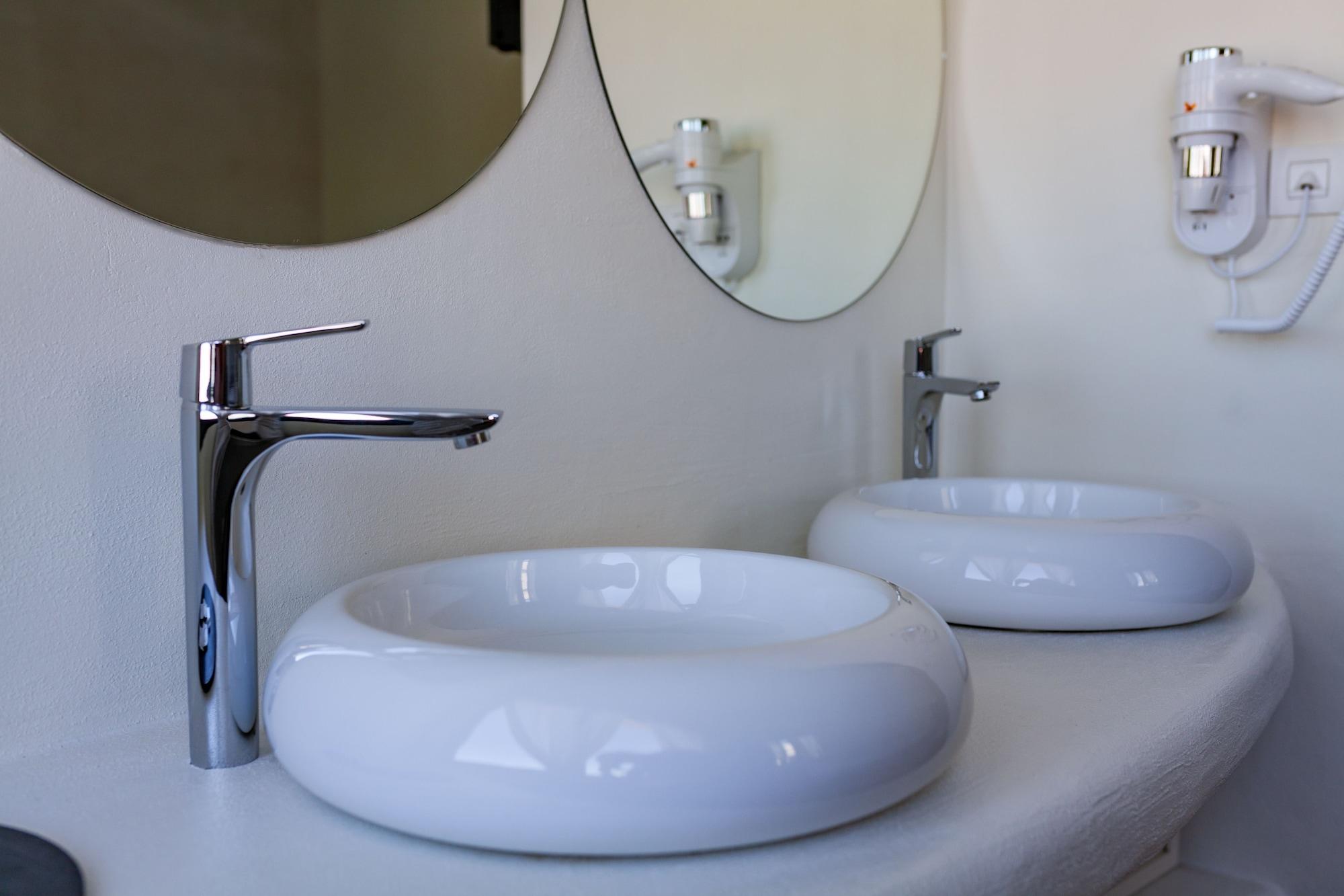 Charlotte-gran Via Hostal