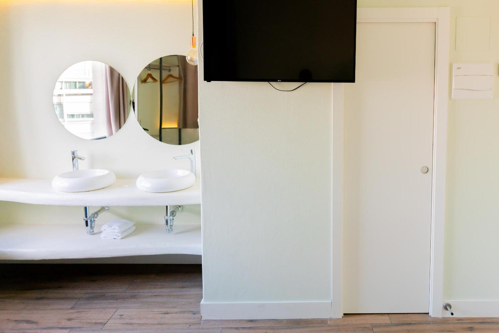Albergue Charlotte-gran Via